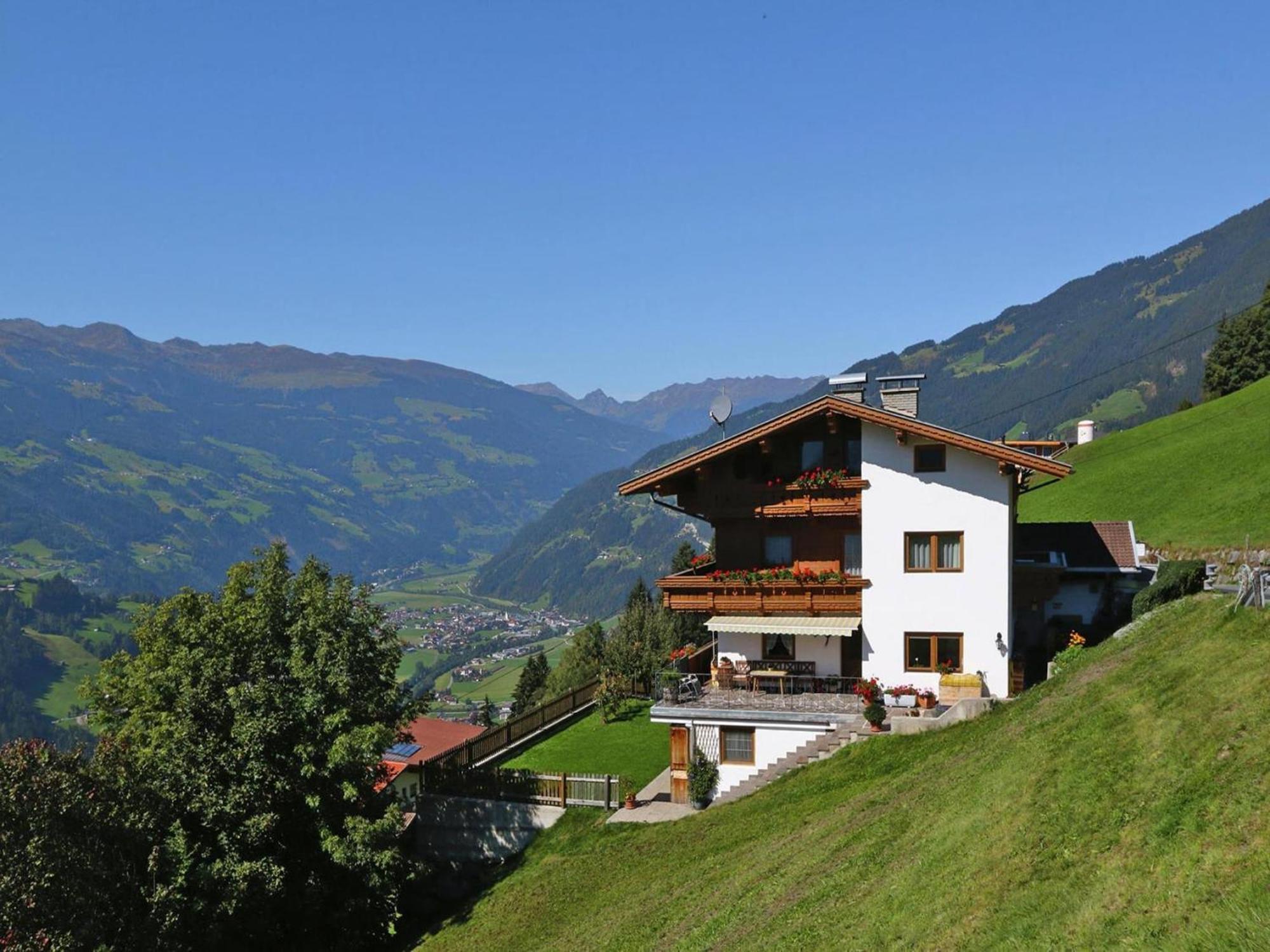 Apartment In Hippach Im Zillertal In The Mountains Muhlen  Dış mekan fotoğraf